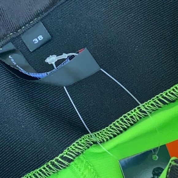 NEW men’s Enduro lime green bike shorts size 38 - Picture 8 of 10